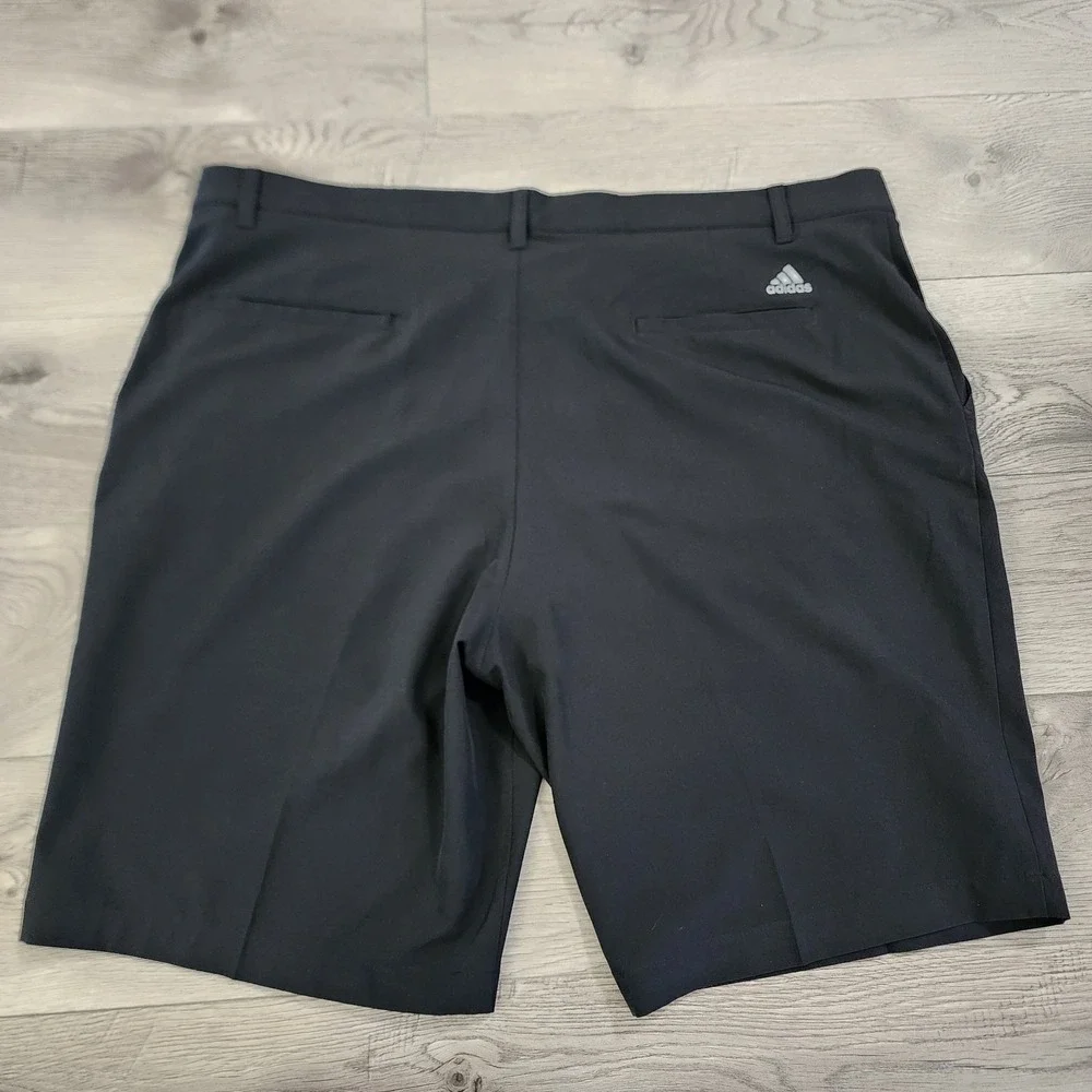 Adidas Prime‎ Green Chino Golf Performance Shorts Mens Black Flat Front Size 40